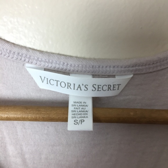 [Victoria's Secret] Beige Plum Ruffle Tank Top - Picture 5 of 9